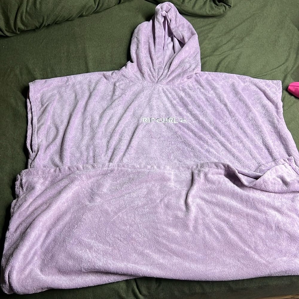 Towel Poncho w hood
